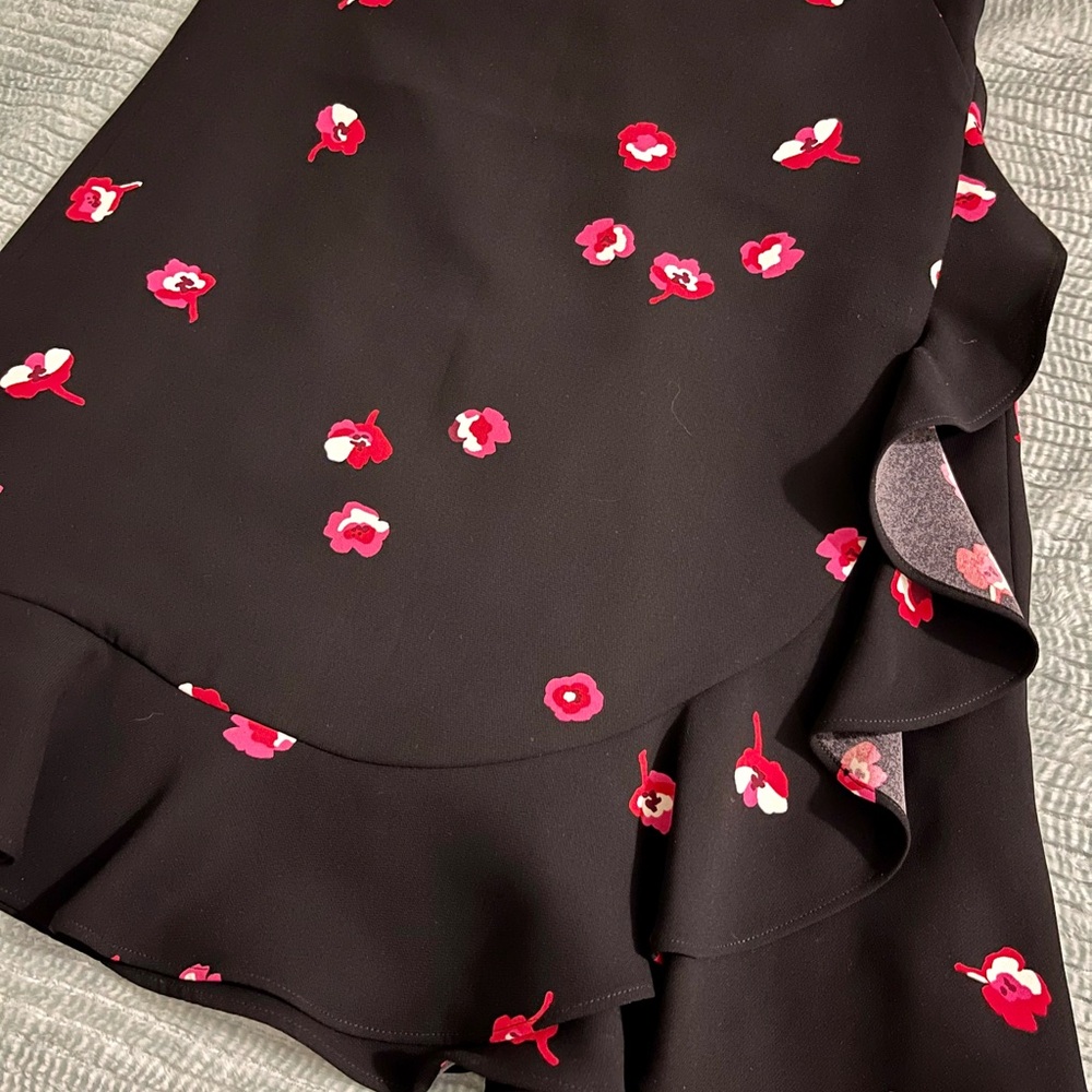 KATE SPADE Falling Florals Ruffle Dress - Picture 6 of 7